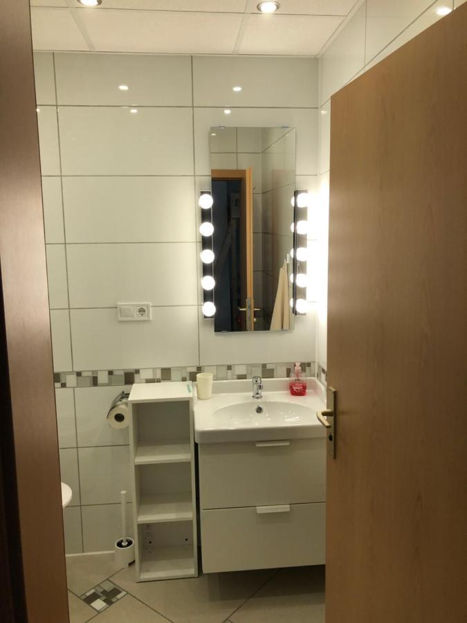 Room 4 You Dusseldorf Exterior photo